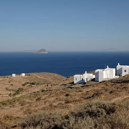 Liotrivi Houses *