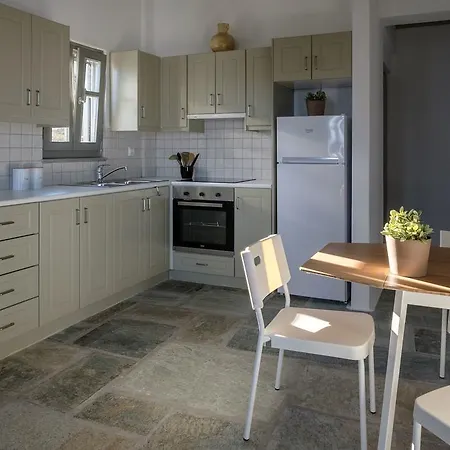 Liotrivi Houses Holiday home